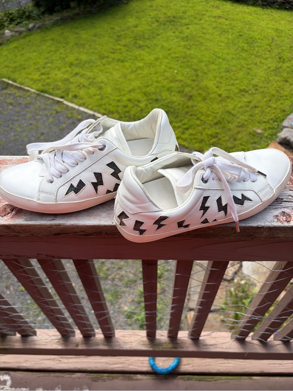 Zadig & Voltaire White Sneakers with Black Lightning Accents - Picture 4 of 7